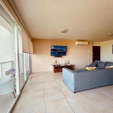 Punta Me Luxury Apartments Ocean View & Beach Front In Amara Cancun Bagian luar foto